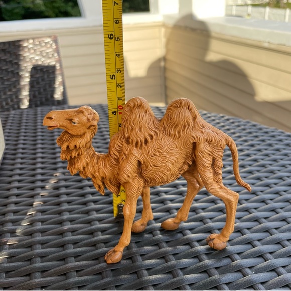 Fontanini 5” Nativity Set of 2 Figurines- Standing Camel & Malachi [Vintage] - Picture 15 of 15